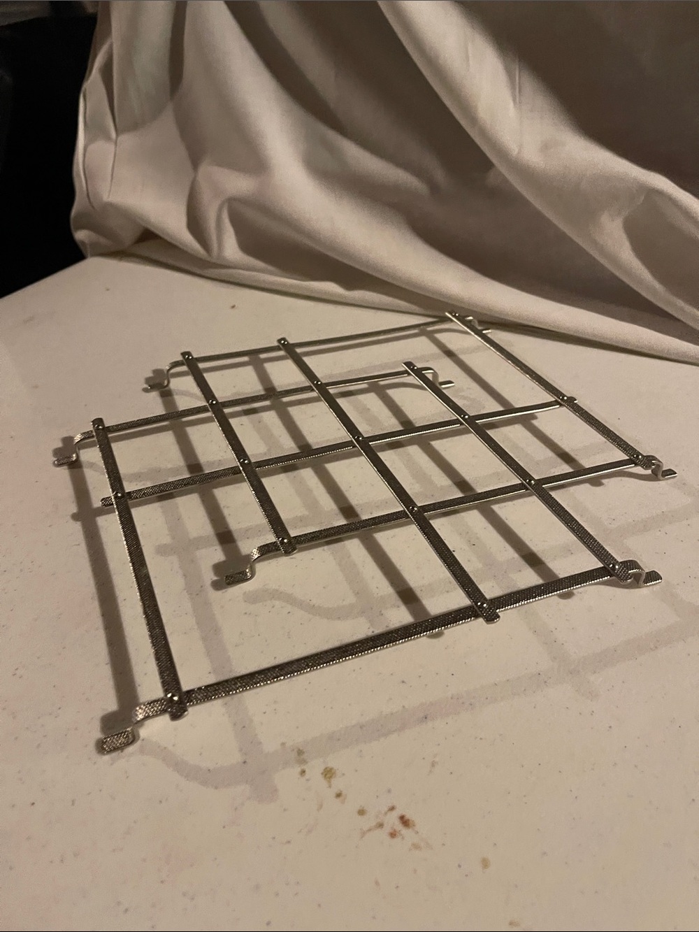 Metal Russian trivet